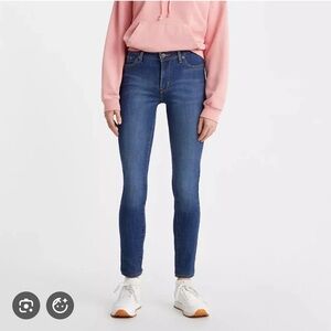 Levi's Skinny 711 Jeans